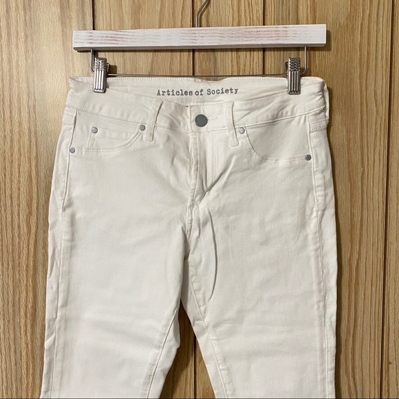 White Pants in size 27 - Picture 3 of 6